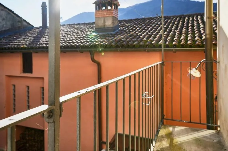 3-Zimmer-Dorfhaus mit Balkon an sehr ruhiger Lage / casa di 3 local... – photo 17 sur 20