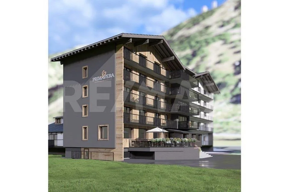 Nuovo edificio di lusso proprio accanto agli impianti di risalita a Saas-Grund