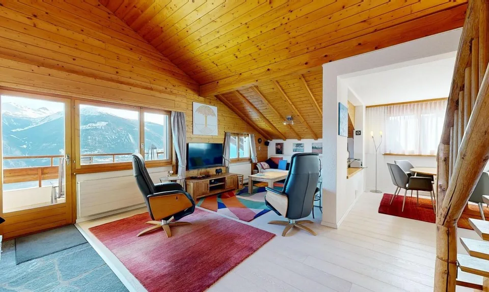 Bel appartement vendu meublé au dernier étage avec mezzanine