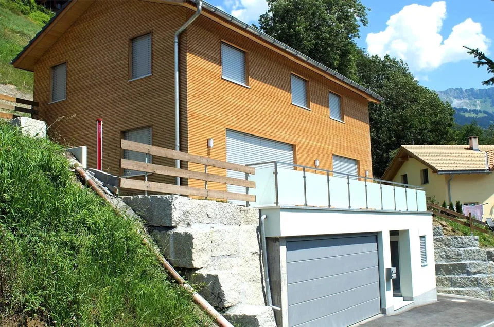 4½-Zimmer-Einfamilienhaus mit Terrasse und attraktiven Aussenflächen
