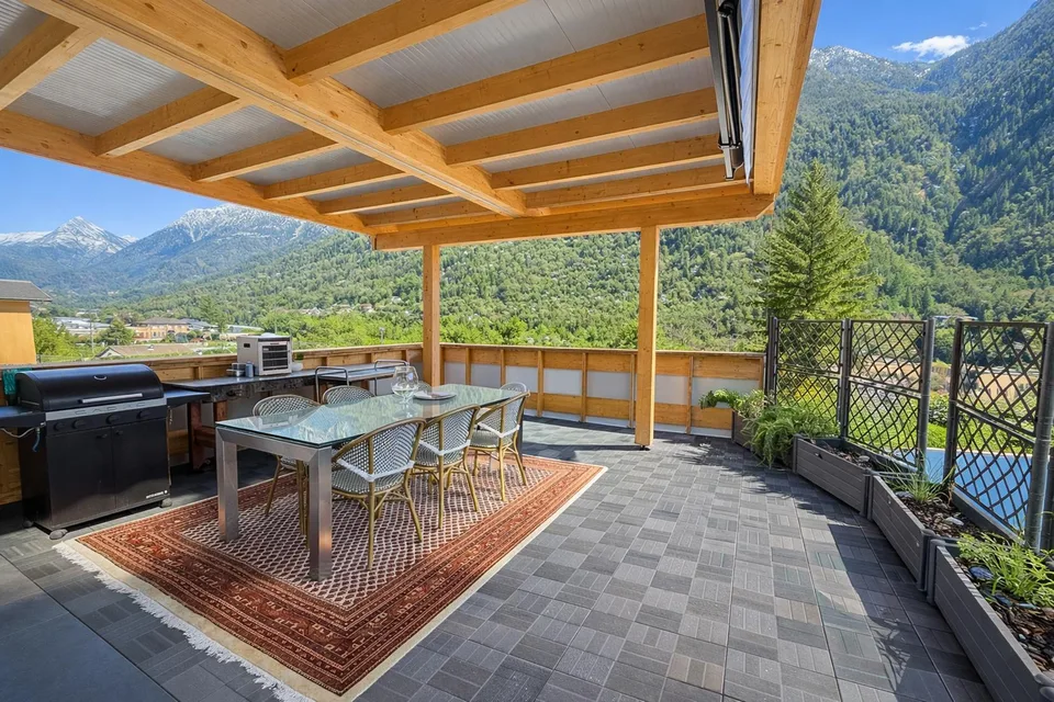 Blenio Tal - Zweitwohnsitz -Einfamilienhaus mit Garten und Garage