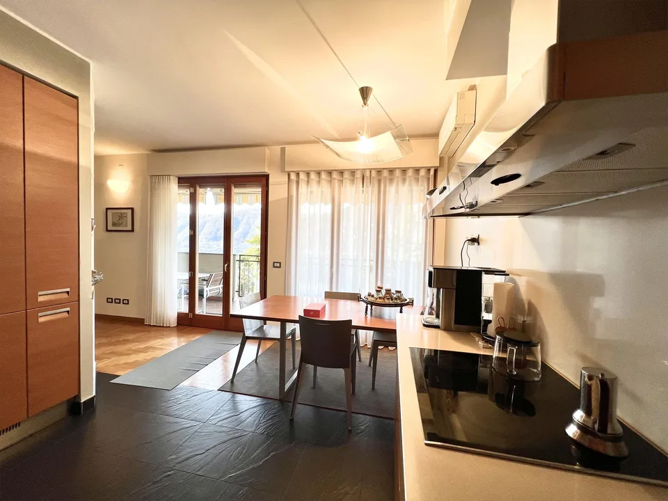 Panoramic Lake Lugano View Apartment - Campione d’Italia – photo 8 sur 15