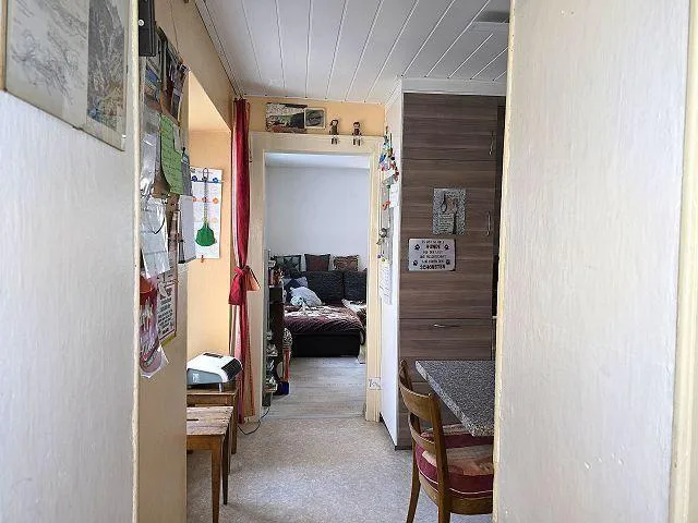 5 1/2-Zimmer-Haus an Alleinlage mit schönem Garten / Bella casa di ...