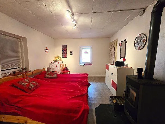 5 1/2-Zimmer-Haus an Alleinlage mit schönem Garten / Bella casa di ... – Foto 9 von 30