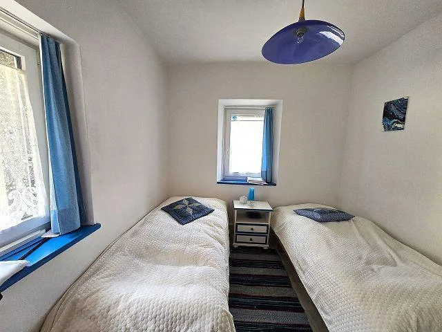 5 1/2-Zimmer-Haus an Alleinlage mit schönem Garten / Bella casa di ... – Foto 11 von 30