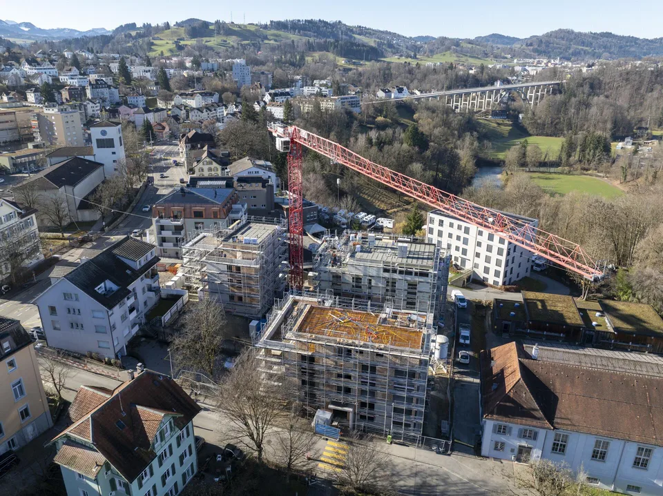 4.5-Zimmer Eigentumswohnung im Erdgeschoss (Hochparterre), Bezug ab...