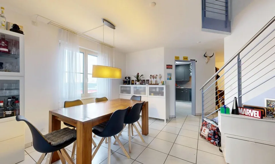 Zuhause ankommen: Grosszügige Maisonettewohnung mit Terrasse