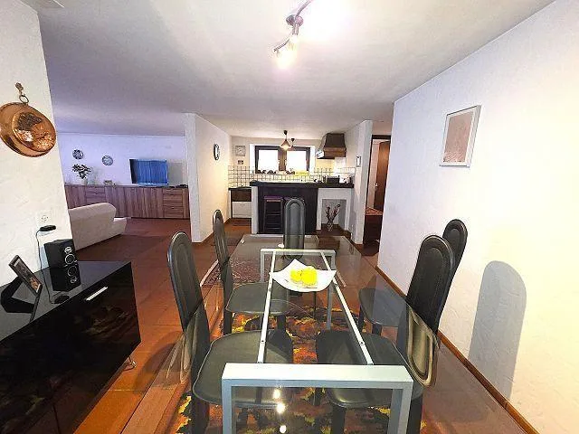 Casa di 6,5 locali con giardino e terrazza, bella vista, tranquillo... – Foto 9 von 30