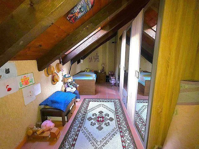 Casa di 6,5 locali con giardino e terrazza, bella vista, tranquillo... – Foto 15 von 30