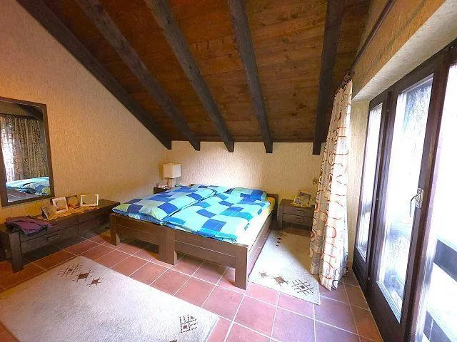 Casa di 6,5 locali con giardino e terrazza, bella vista, tranquillo... – Foto 14 von 30