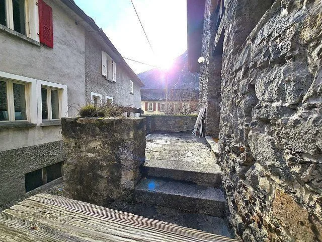 Casa di 6,5 locali con giardino e terrazza, bella vista, tranquillo... – Foto 27 von 30