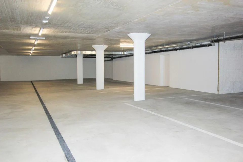 Einstellhallenplatz im Hinterkirch in Reinach