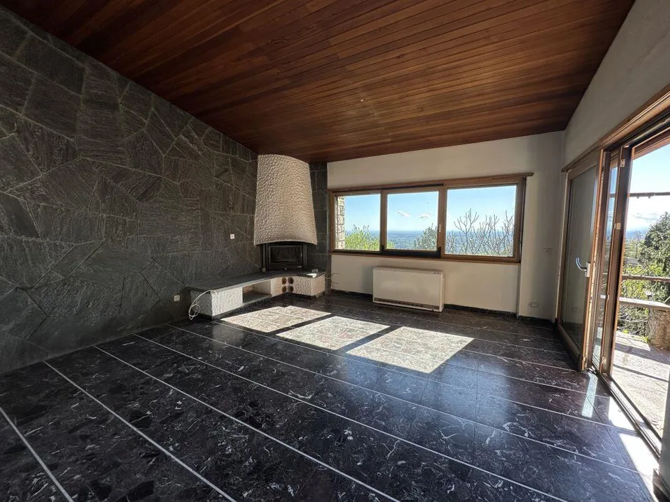 Sagno, Valle di Muggio: Haus mit ikonischer Aussicht und offenem En...