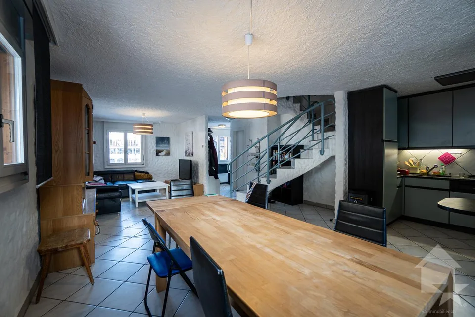 Exceptionnel : bistrot avec duplex 5.5 pièces et studio indépendant – Foto 18 von 30