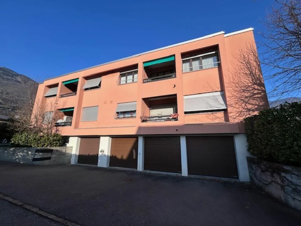 APPARTAMENTO 4.5 LOCALI IN ZONA RESIDENZIALE