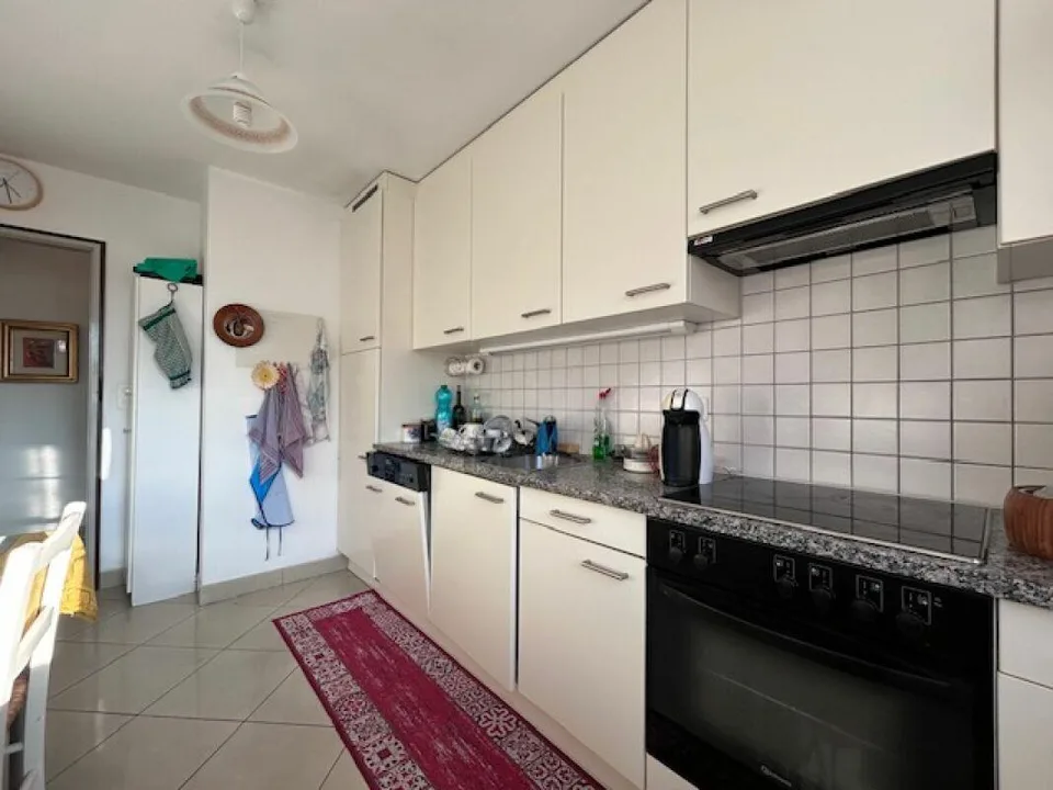 APPARTAMENTO 4.5 LOCALI IN ZONA RESIDENZIALE – foto 6 di 21