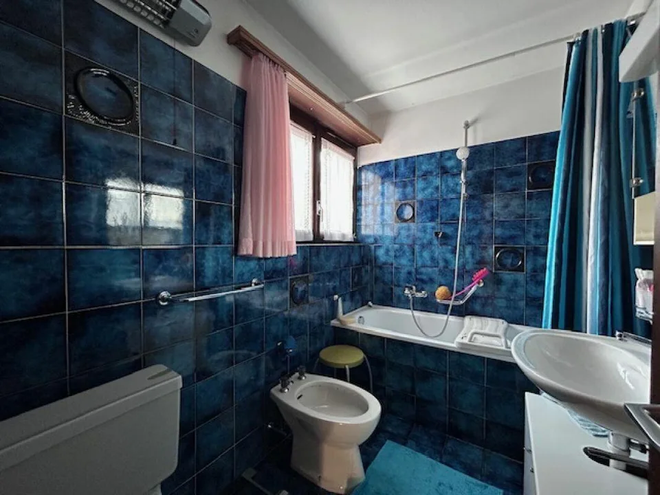 APPARTAMENTO 4.5 LOCALI IN ZONA RESIDENZIALE – foto 17 di 21