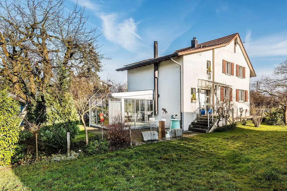 6-Zimmer-Einfamilienhaus mit Wintergarten in Lengwil kaufen