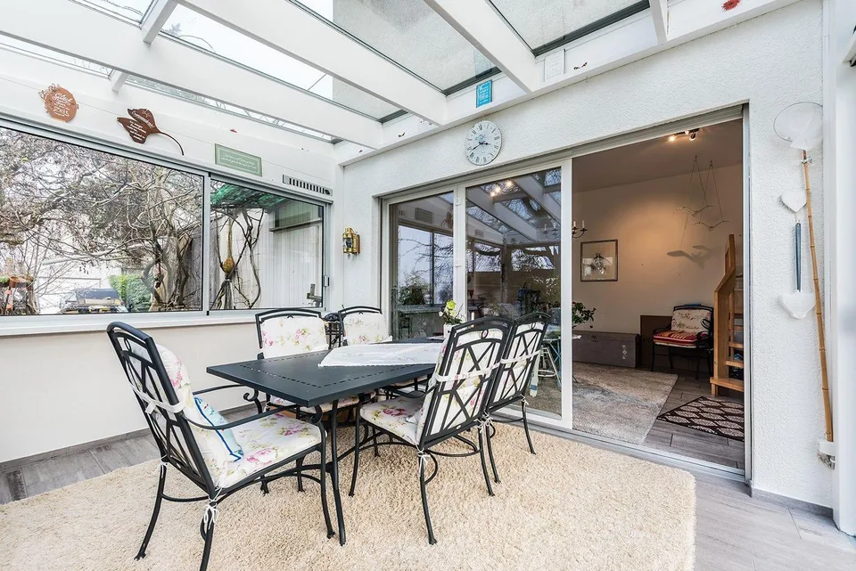 6-Zimmer-Einfamilienhaus mit Wintergarten in Lengwil kaufen
