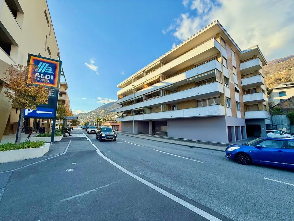 Moderne 2.5 Wohnung im Zentrum von Minusio / appartamento in centro