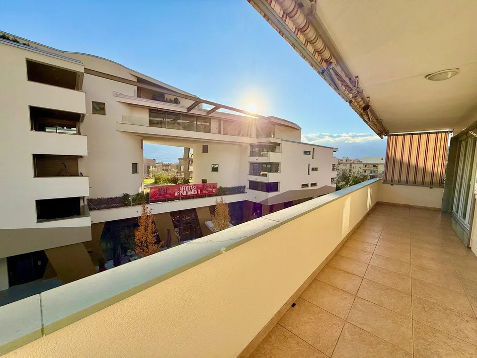 Moderne 2.5 Wohnung im Zentrum von Minusio / appartamento in centro