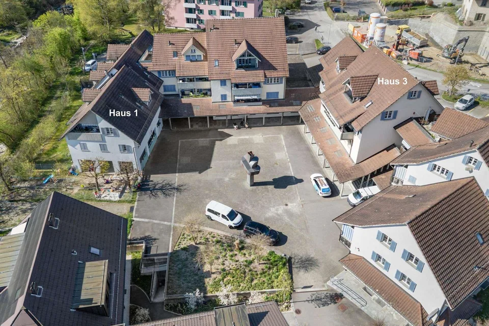 Wohn- und Geschäftshäuser mit bewilligter Umnutzung zu mehr Wohnraum – Foto 13 von 17