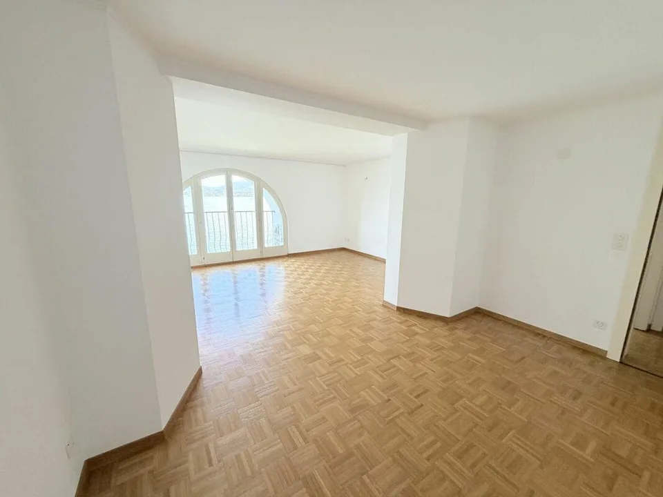 Appartamento duplex molto grande di 4,5 locali a St-Gingolph