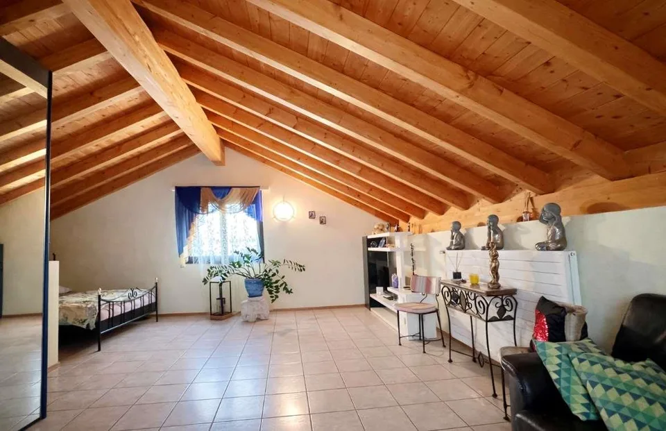 Villetta unifamiliare con giardino privato – Foto 12 von 13