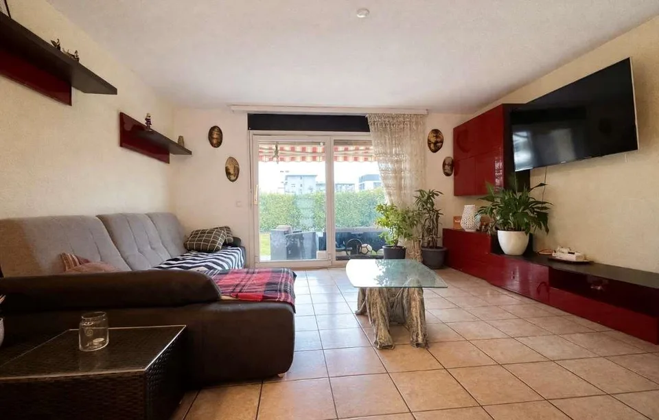 Villetta unifamiliare con giardino privato