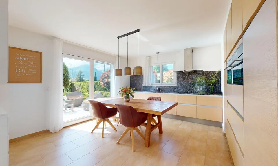Furnished exceptional house in Aigle with view and large garden – photo 10 of 21