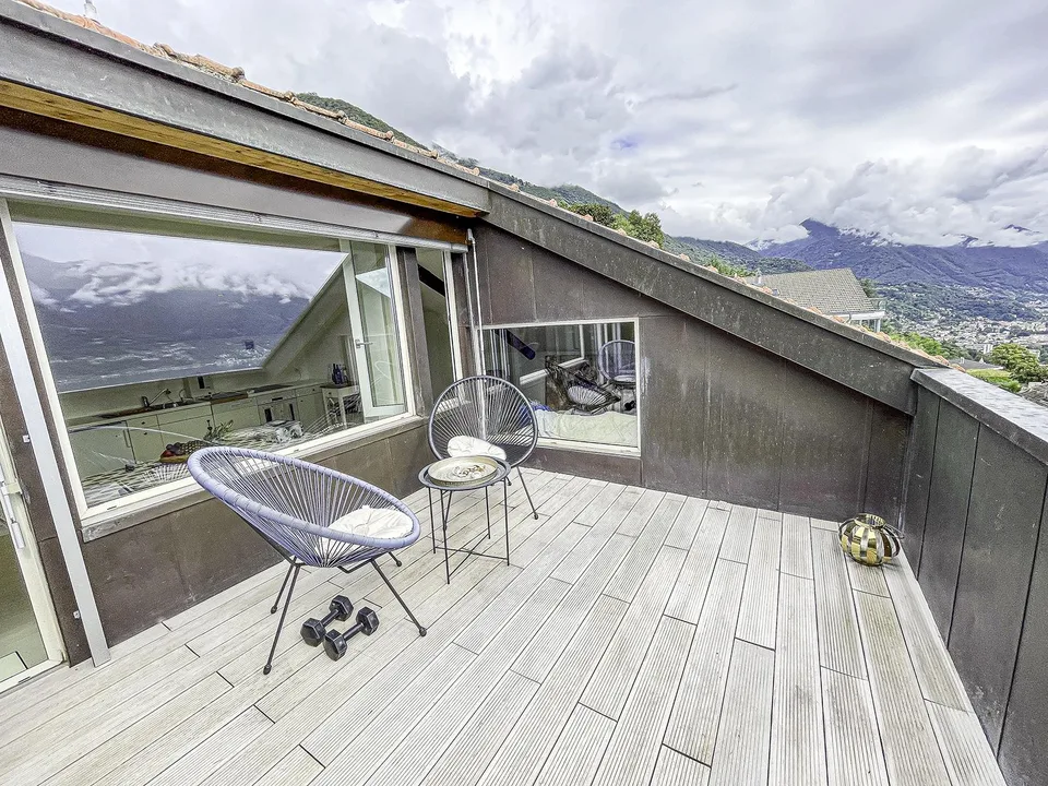 2.5 Mansarde mit atemberaubender Aussicht – photo 8 sur 24