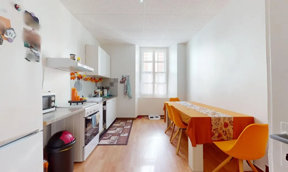Immeuble mixte de rendement au cœur de Saint-Imier – forte rentabilité