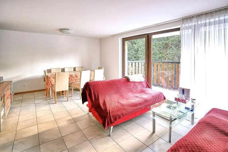 2 1/2-Zimmer-Wohnung mit Hallenbad / appartamento di 2 1/2 locali c...