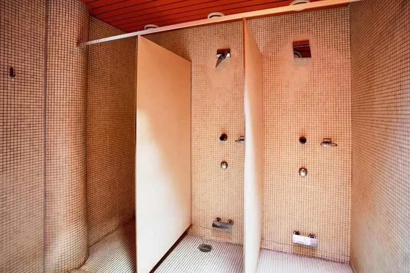 2 1/2-Zimmer-Wohnung mit Hallenbad / appartamento di 2 1/2 locali c... – foto 20 di 26