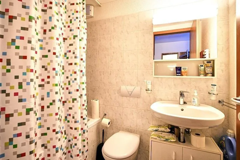 2 1/2-Zimmer-Wohnung mit Hallenbad / appartamento di 2 1/2 locali c... – foto 8 di 26
