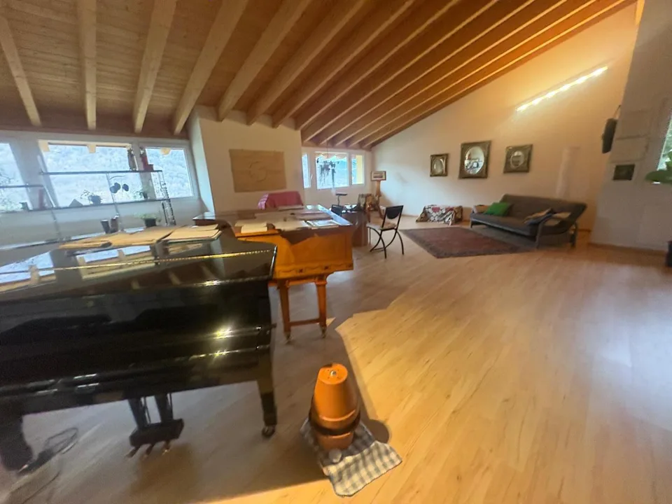 9-Zimmer-Villa mit grossem Garten, sehr ruhige, sonnige Aussichtsla... – Foto 16 von 25