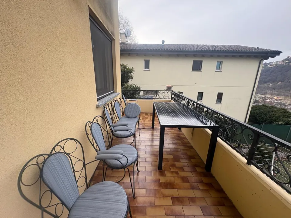9-Zimmer-Villa mit grossem Garten, sehr ruhige, sonnige Aussichtsla... – Foto 11 von 25