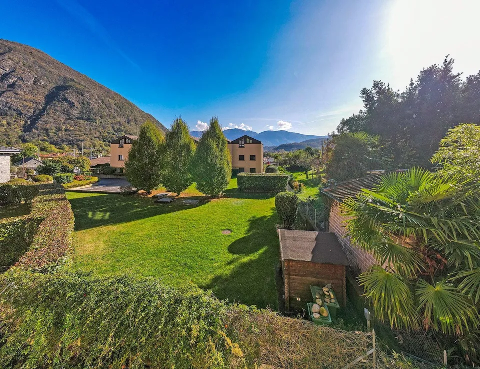 Casa di 4 appartamenti - Haus mit 4 Wohnungen