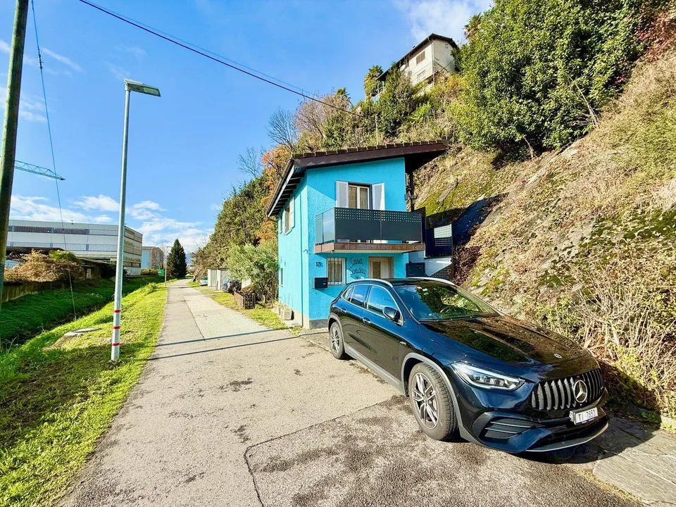Casa moderna di 2.5 locali a Locarno con spazio esterno unico