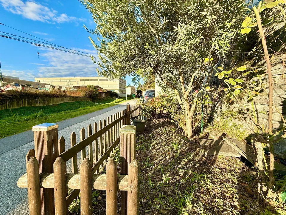 Casa moderna di 2.5 locali a Locarno con spazio esterno unico – foto 15 di 16