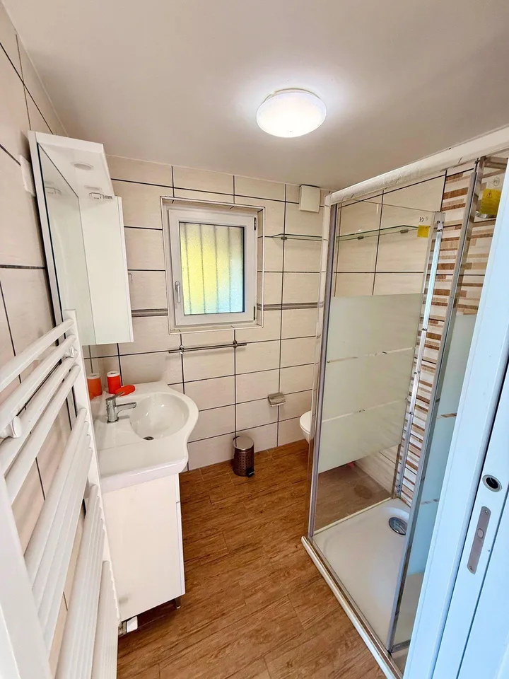 Casa moderna di 2.5 locali a Locarno con spazio esterno unico – foto 10 di 16