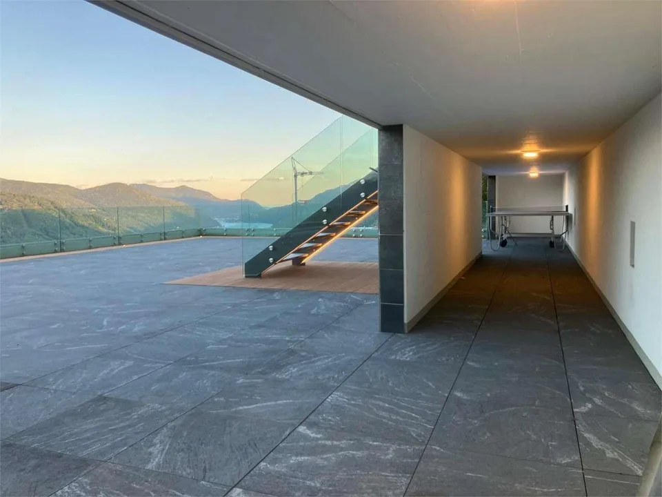 Vernate splendido appartamento con meravigliosa vista su lago e montag – Foto 12 von 13
