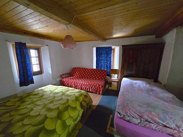 4 1/2-Zimmer-Hausteil mit grossem Grundstück Parte della casa di 4 ... – photo 12 sur 30