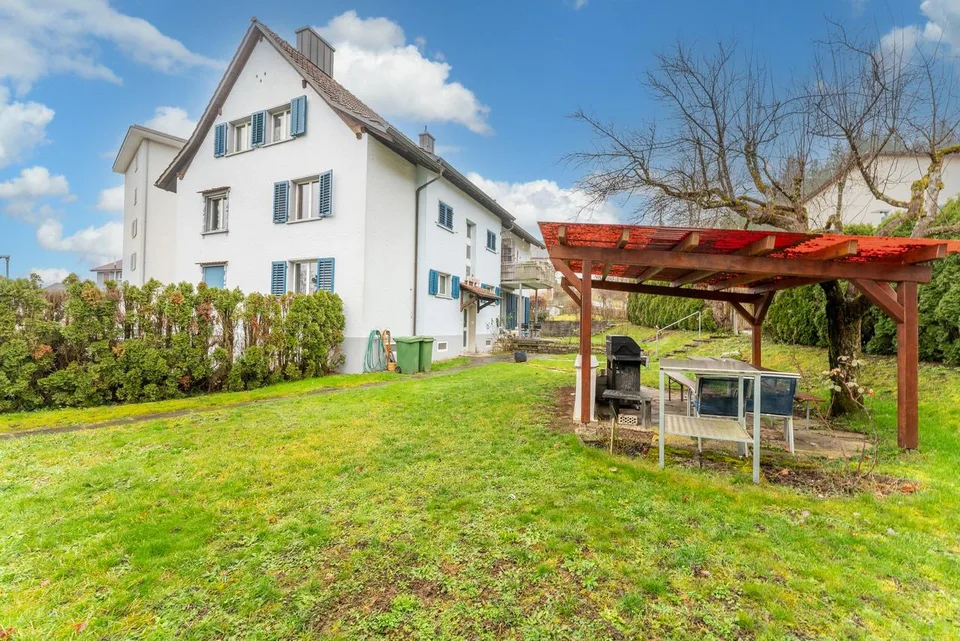 Mehrgenerationenhaus mit verschiedenen Nutzungsmöglichkeiten