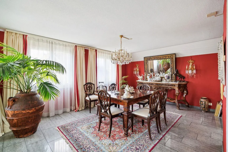 Exklusive Penthouse-Duplex mit 267m2 in Volketswil mit Studio von 8...