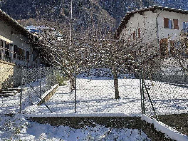 Casa unifamiliare con giardino e 2 rustici da ristrutturare molto s... – Foto 19 von 30