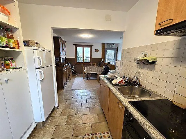 Casa unifamiliare con giardino e 2 rustici da ristrutturare molto s... – Foto 6 von 30