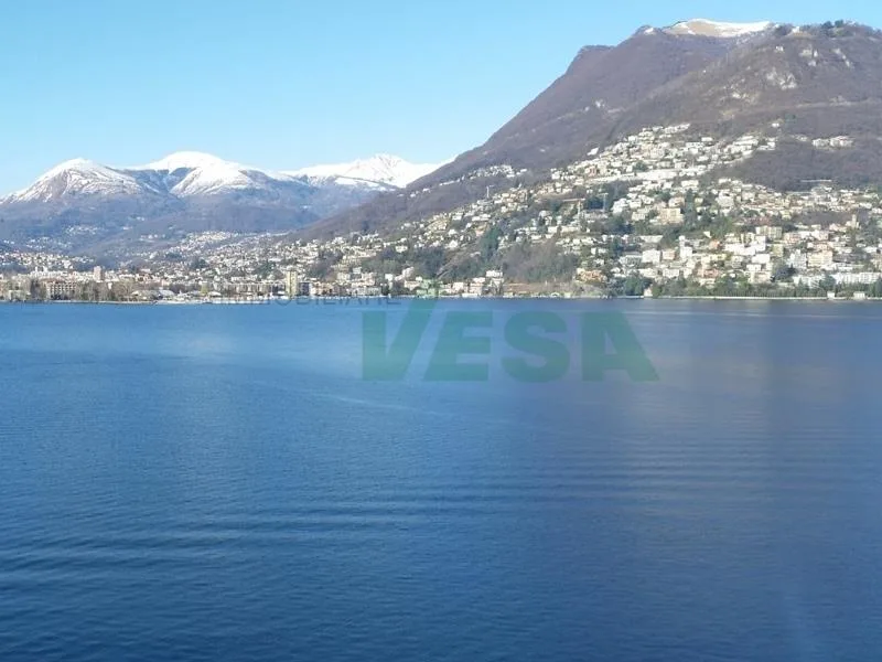 Bellissimo terreno con una spettacolare vista sulla baia di Lugano
