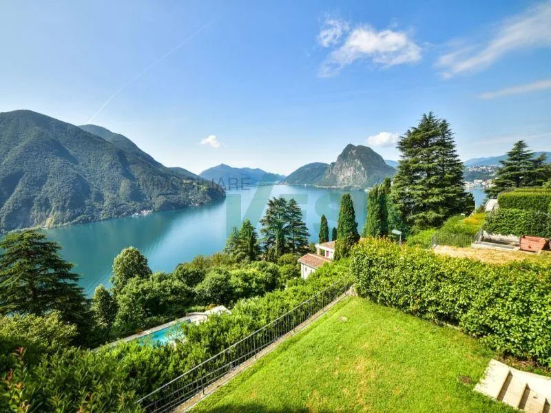 Elegante appartamento duplex di 4,5 locali con magnifica vista