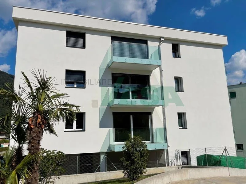 Nuova, piccola e curata palazzina in zona molto soleggiata e comoda